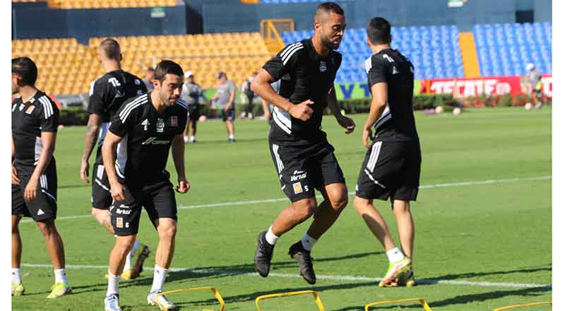 Tigres se preparan para juego ante Chivas 2 TIGRES 2 1