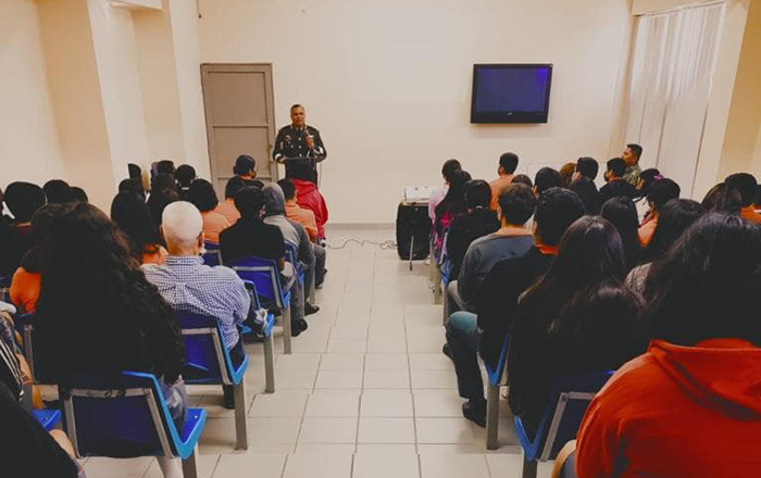 Militares orientan a 120 universitarios 2 309889472 646823253630564 3837494176904963200 n