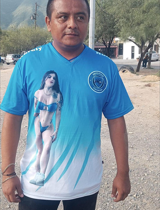 Lucen jugadores imagen de Karely Ruiz en uniformes 2 310212268 447052494082444 2839605786298759217 n