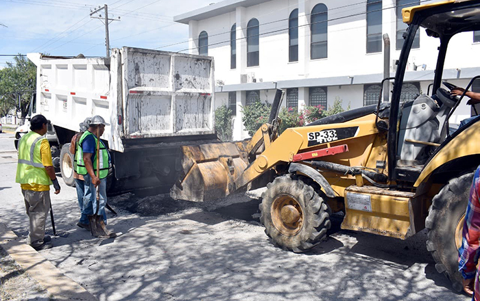 Realizan labores de bacheo en Río Bravo 3 310565770 8123856751022335 4072783017012838634 n