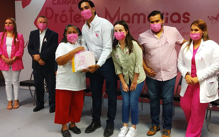 Benefician con prótesis a 60 mujeres con cáncer de mama 2 312026030 827028182045296 7767809992631125446 n