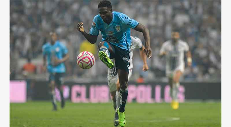 No se pudo; cae Rayados en casa 8 AVILES HURTADO 1