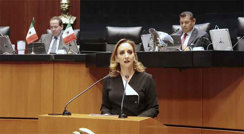 CLAUDIA-RUIZ-MASSIEU