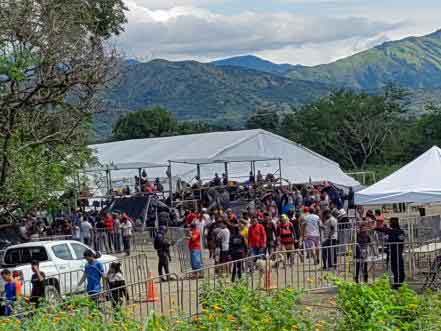 INM persigue a migrantes por Oaxaca; 80% son venezolanos 1 MIGRANTES 2 5