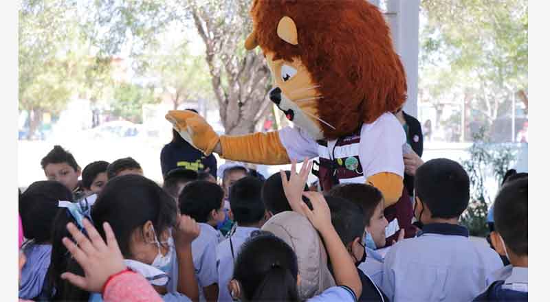 Estudiantes neolaredenses se pronuncian a favor de una ciudad limpia 1 NUEVO LAREDO 2 3