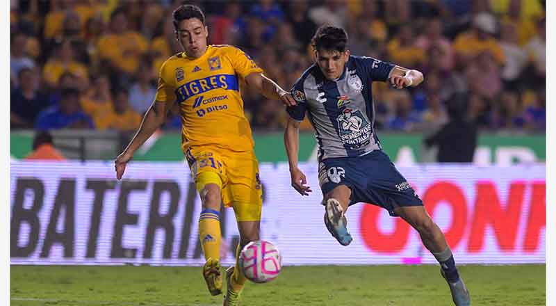Sufre Tigres pero Gignac les da la victoria 2 PACHUCA 2 1