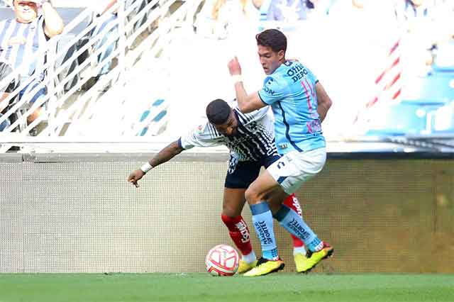 Con empate a ceros Rayados y Tuzos aburren 4 PACHUCA 3