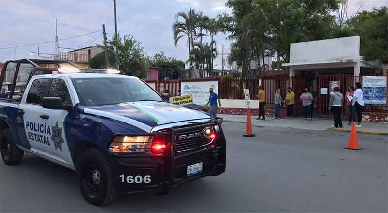 Padres de familia piden seguridad ante amenazas en escuela 2 PADRES 2