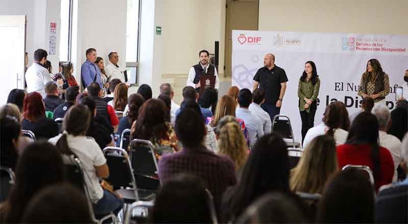 Capacitan a servidores de Santiago en nueva visión de discapacidad 1 SANTIAGO 2