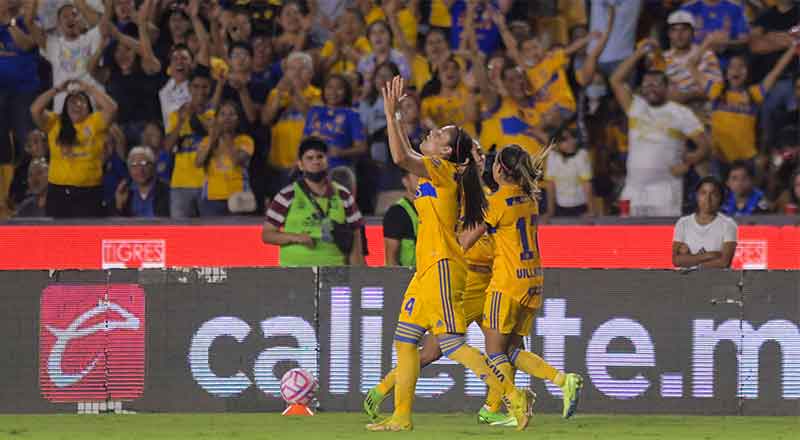 Reparten puntos y espectáculo; empatan 2-2 en Clásico Regio 2 TIGRES FEM 3