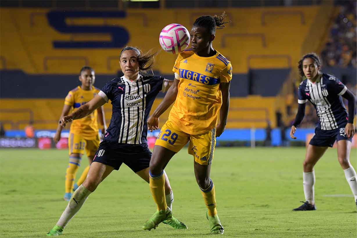 Reparten puntos y espectáculo; empatan 2-2 en Clásico Regio 6 TIGRES FEM 7