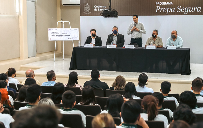 Alcalde de Santiago pide a alumnos del Conalep aprovechar becas 2 WhatsApp Image 2022 05 19 at 4.35.29 PM