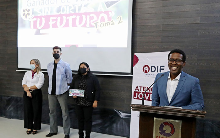 Premia DIF Matamoros a ganadores del concurso 'Sin Cortes a tu Futuro, Toma ll' 1 dd