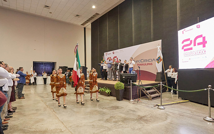 Premia gobernador a ganadores de ExpoCiencias 2 315275902 782677609495596 4655629563971732330 n