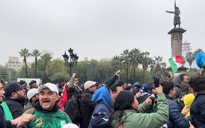 Acuden cientos a la Macroplaza a apoyar a México contra Polonia 2 316301521 3007437899558029 8088478398121095317 n
