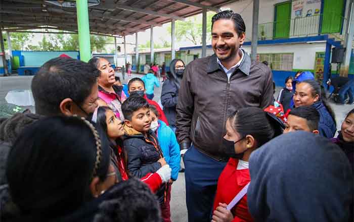 Festejaron niños de primaria visita de alcalde de Reynosa 1 ALCALDE 2 5
