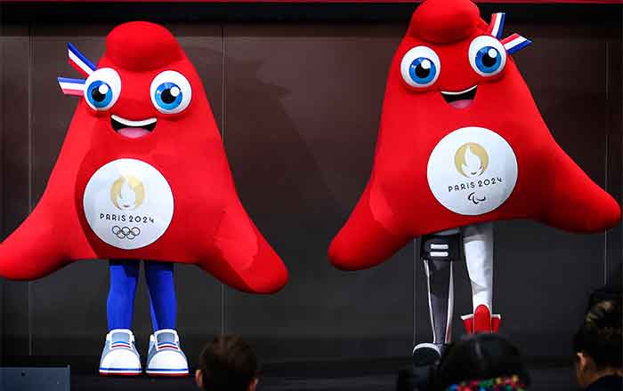 Y las mascotas de los Juegos Olímpicos París 2024 son... gorros frigios 2 GORROS 2