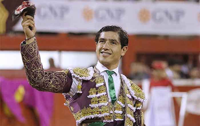Triunfa Luis David en la Monumental al cortar tres orejas 1 LUIS DAVID