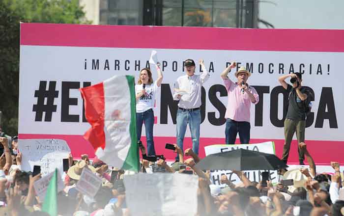 Asisten miles de personas a marcha en defensa del INE en CDMX 1 MARCHA 5