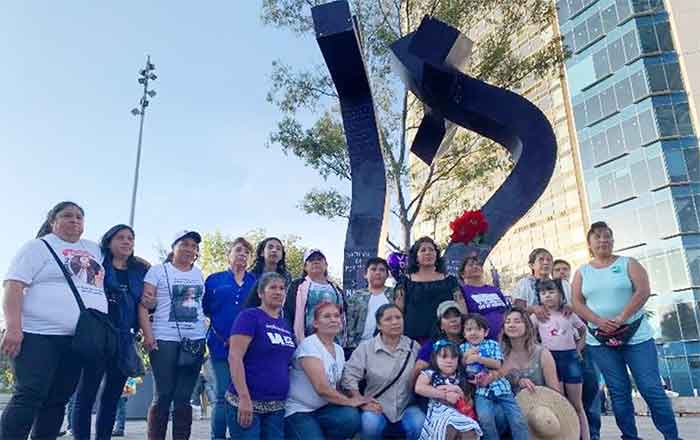 Colectivos feministas marchan en la CDMX 1 MARCHA