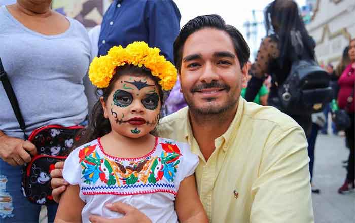 Inaugura Carlos Peña monumental Altar de Muertos 2 REYNOSA 3 1