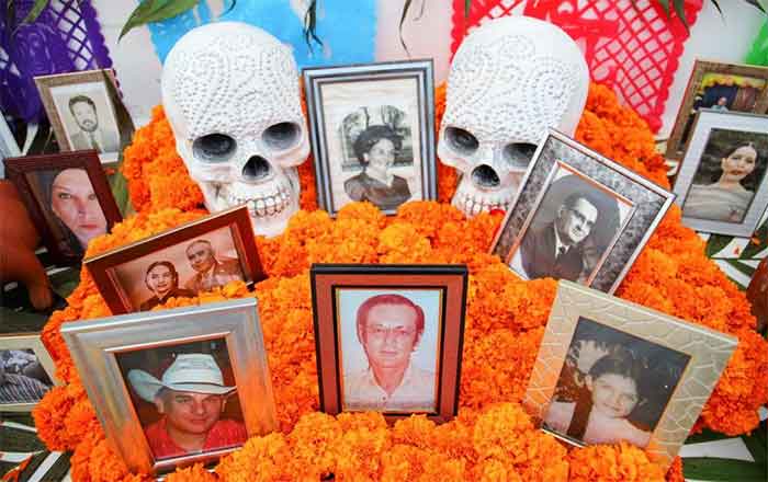 Inaugura Carlos Peña monumental Altar de Muertos 4 REYNOSA 5