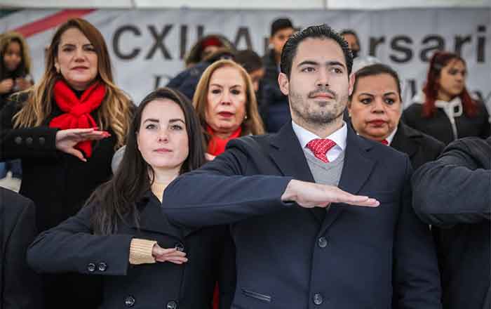 Santiaguenses disfrutan de desfile revolucionario 1 SANTIAGO 5