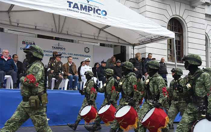 En Tampico tienen colorido desfile de la Revolución Mexicana 1 TAMPICO 2 14