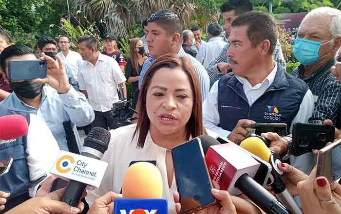 VERONICA-AGUIRRE