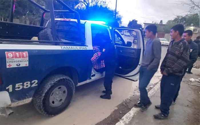 Guardia Estatal reparte cobijas y bebidas calientes en Reynosa 1 migrantes 3