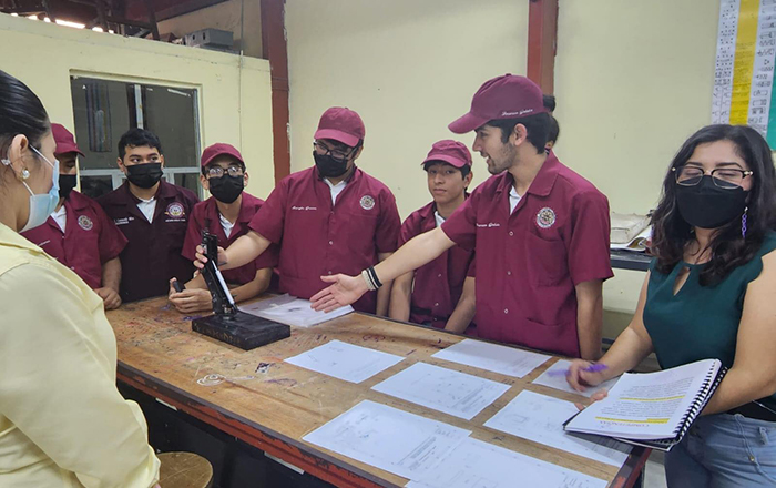 Alumnos del CBTis 7 exponen brazos robóticos 3 318889779 1586307238451615 1843421566183055495 n