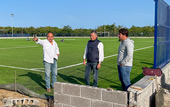 Supervisa Chucho Nader avance de canchas en la Ciudad Deportiva 1 319167754 1337671433657237 3520800767379830124 n