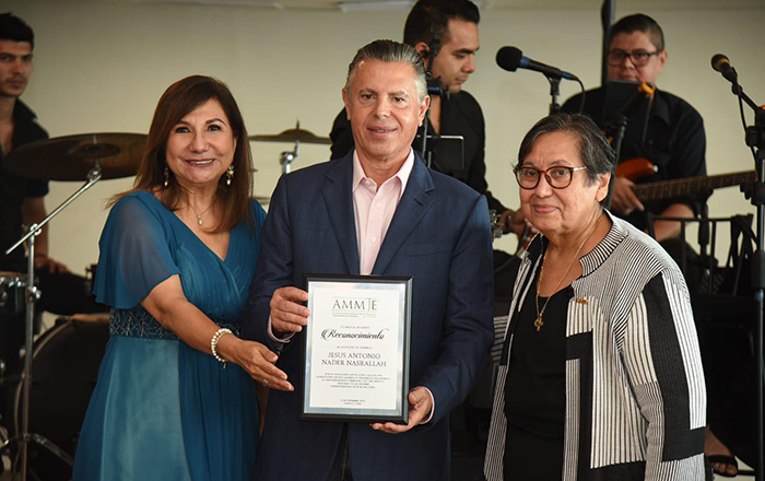 Reconocen mujeres empresarias labor de Chucho Nader 1 319785002 1104339936918613 2075899721468441070 n