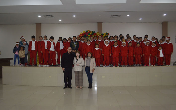 Realizan CATEM festejo navideño a niños de empleados y Casa Hogar San Francisco 4 319838789 562220008724959 30900723923485159 n