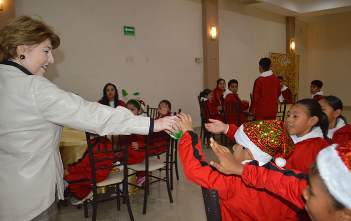 Realizan CATEM festejo navideño a niños de empleados y Casa Hogar San Francisco 2 320982826 1173533386637435 8440852889964460610 n