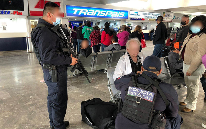 Guardia Estatal y CR auxilian a mexicoamericano en la central de autobuses 1 321281649 1224198185178363 8022555712634231753 n