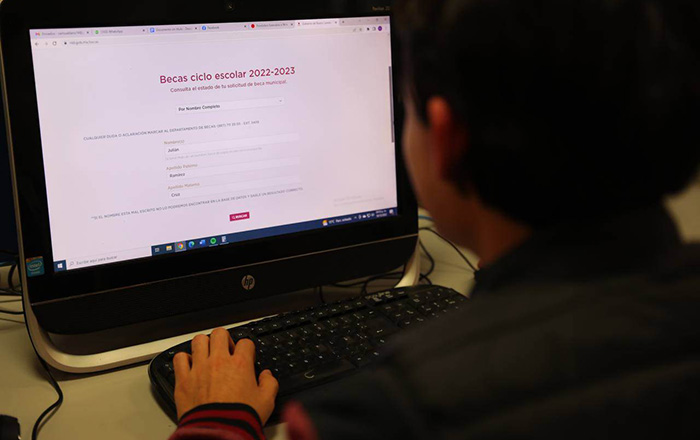 Anuncian calendario para entrega de tarjetas de Becas UNE 2 321658352 2723325191137591 1811321675629971476 n