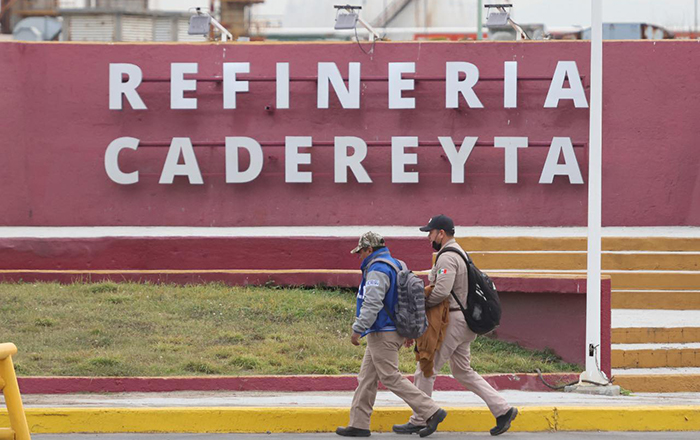 Reportan fuga de ácido en refinería de Cadereyta 1 321951891 1121588995223916 3833596641305534027 n