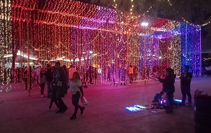 Siguen disfrutando ambiente navideño en Monterrey 5 322259314 878433043573550 6975950566859710007 n
