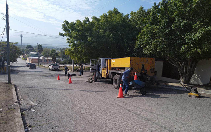 Cierra Victoria el año con obras pavimentación y bacheo 2 322660392 720052722682252 243965417804748275 n