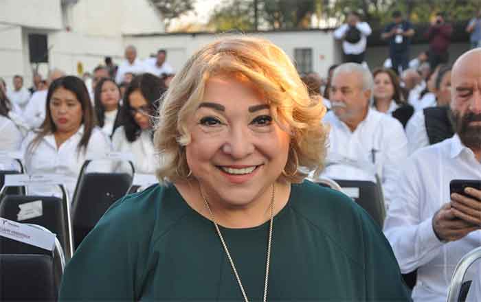 ADRIANA-LOZANO