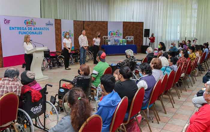 Entregan en Tampico apoyos para personas con discapacidad 1 DIF TAMPICO 2