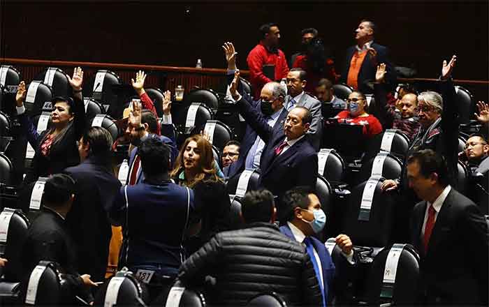 DIPUTADOS