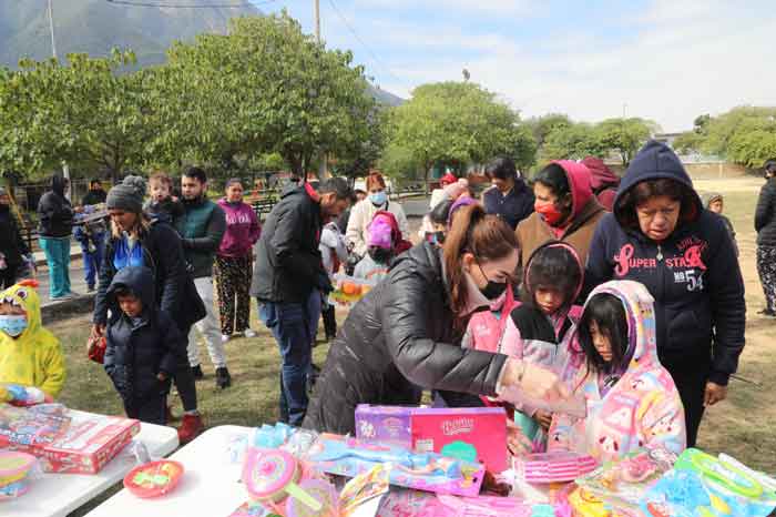 Comparten sonrisas con niñas y niños de Guadalupe 3 Guadalupe 4
