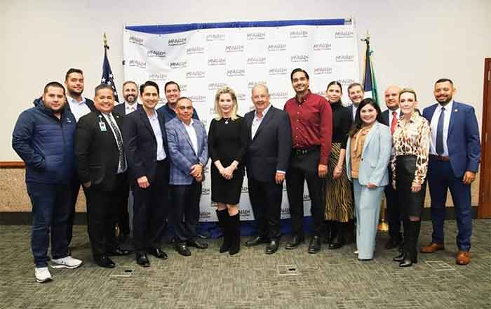 Convive Carlos Peña con Mayors del Valle de Texas 1 RICHARD CORTEZ 2