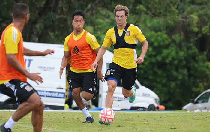 Pierde Tigres a Loroña por lesión en pretemporada 1 TIGRES 2
