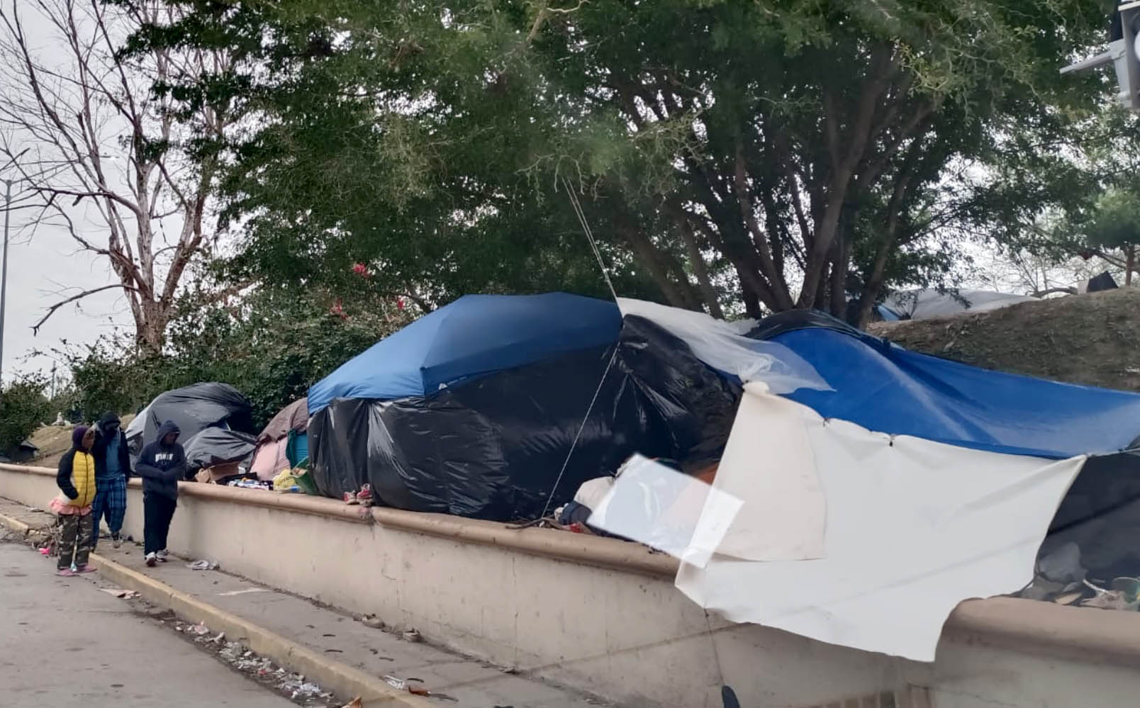 Migrantes en Matamoros soportan temperaturas congelantes 1 migrantes 6