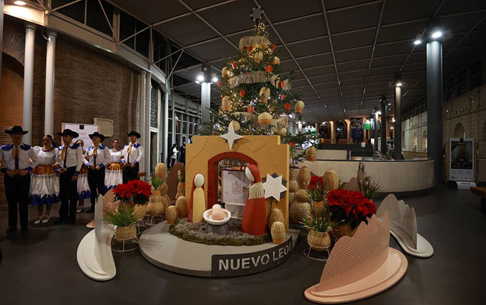 Encabeza gobernador inauguración de Árbol de Navidad y Nacimiento en la Santa Sede 2 nav