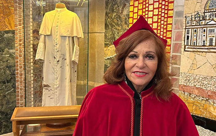 Recibe Valentina Alazraki Doctorado Honoris Causa 3 324391335 694533998716303 8404402774432043275 n