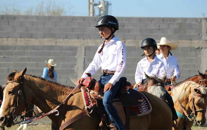 Todo un éxito las eliminatorias de la NBHA 12 CABALLO 13